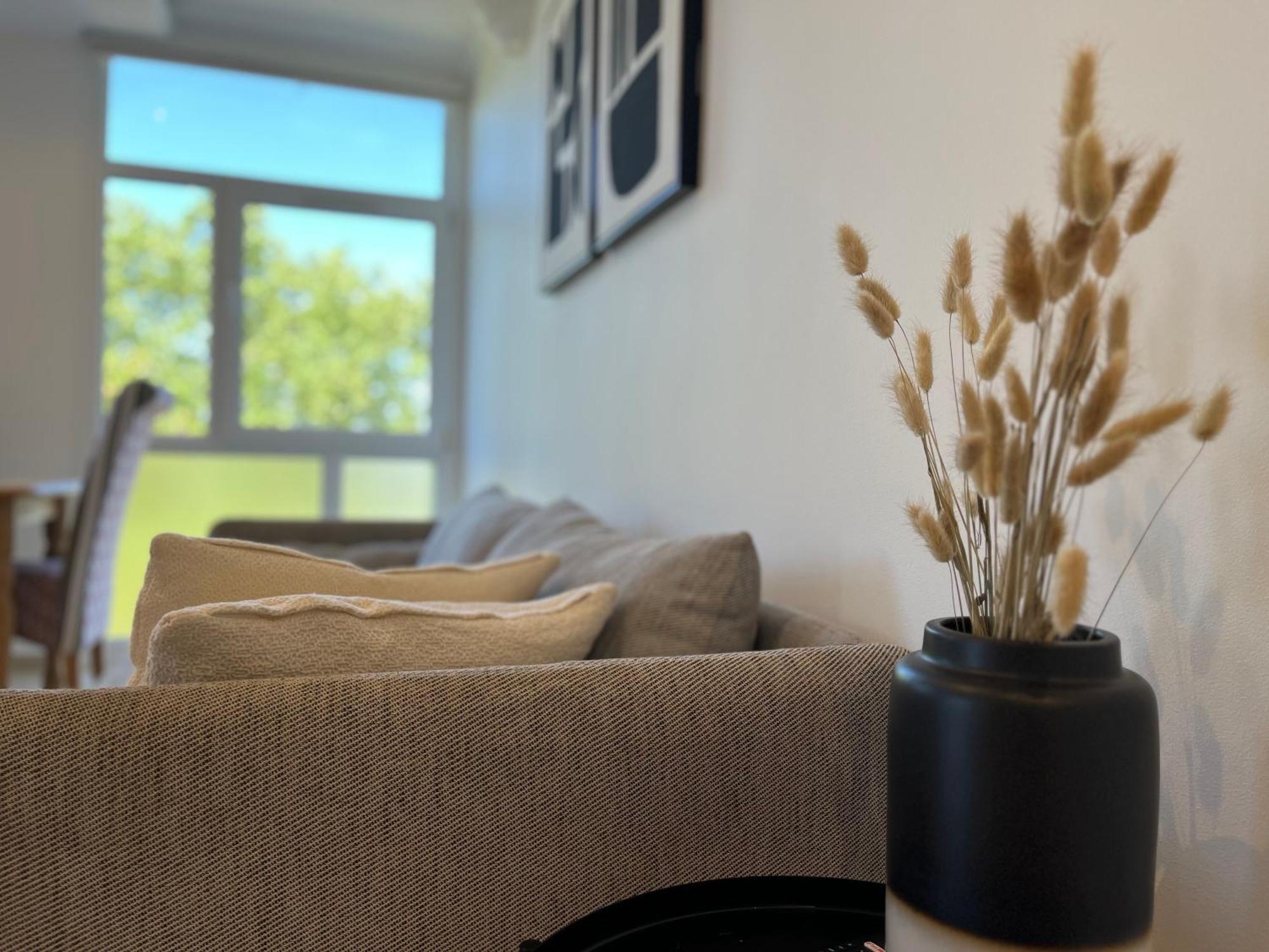 Suite Miramar Bron Buitenkant foto